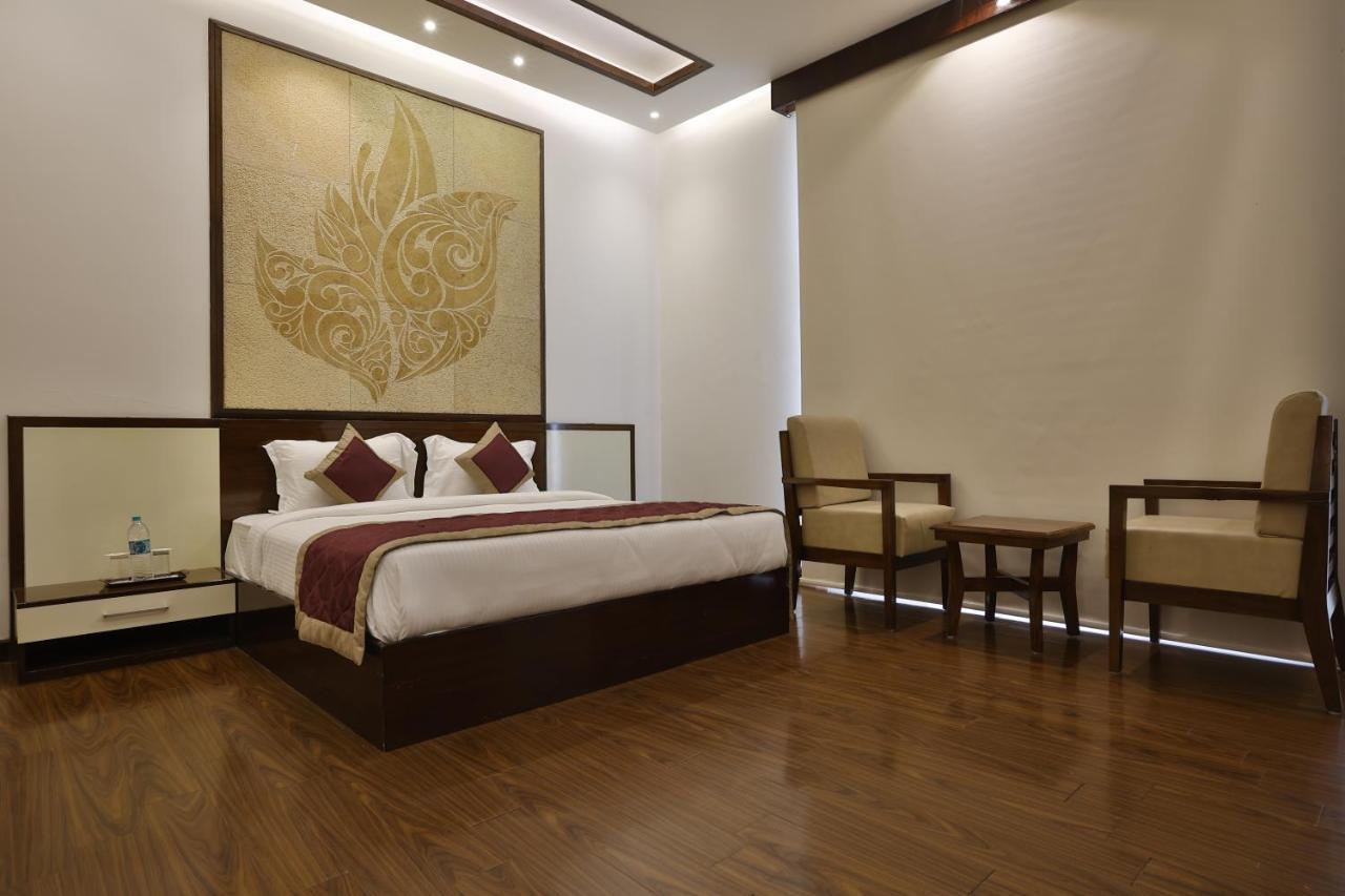 Mannat Haveli Hotel Kurukshetra Bagian luar foto